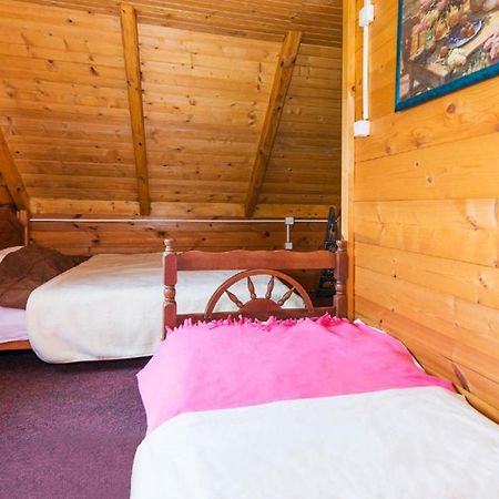 Lovcen Mountain Cottages Njegusi Zimmer foto